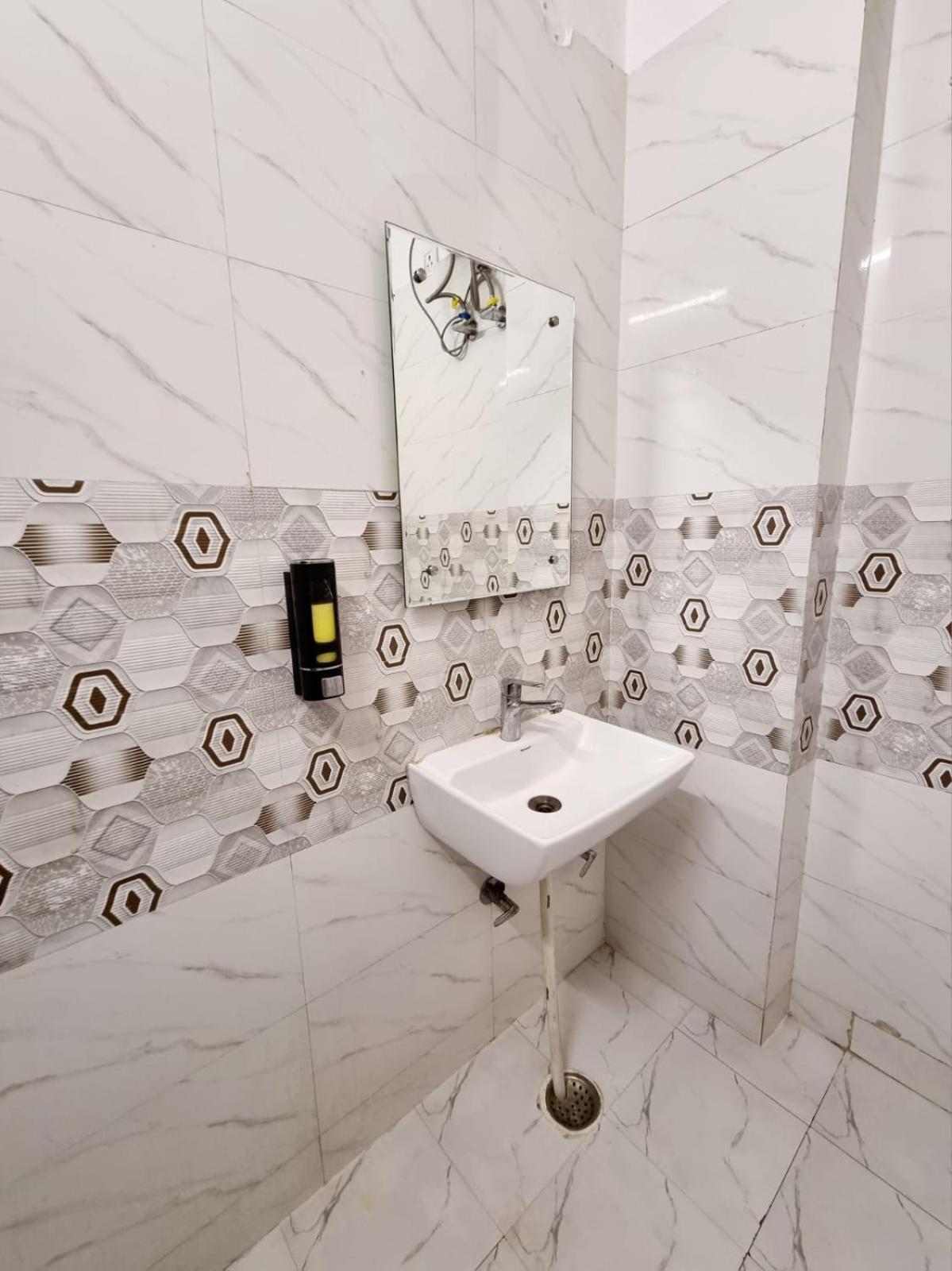 Holidayy Inn Allāhābād Junction المظهر الخارجي الصورة